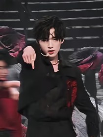 宋亚轩：顶流他闷骚又爱撩