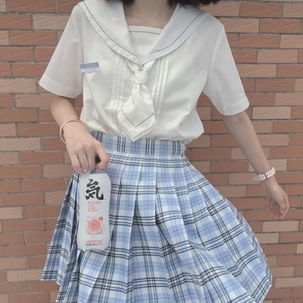 翟潇闻:摆渡人