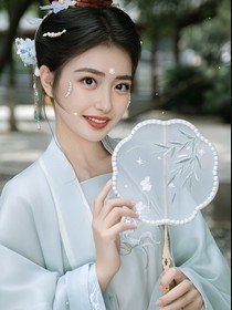 寒月诚羿