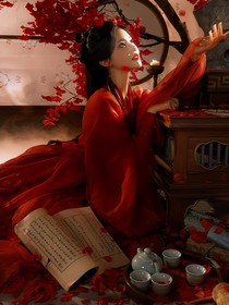 血色红妆